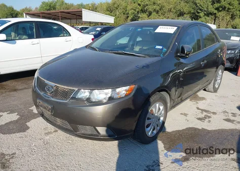 2010 Kia Forte Ex z USA, uszkodzony, nr VIN KNAFU4A20A5817556
